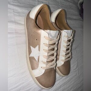 White Raven star sneakers